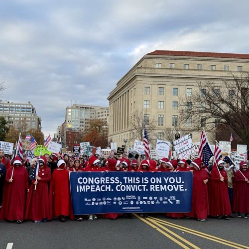 signal-2025-11-23-193724